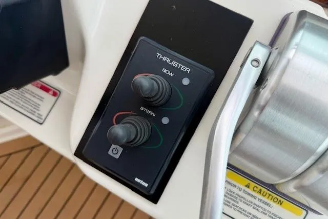  Yacht Photos Pics Control panel of a 2001 Sea Ray 540 Cockpit Motor Yacht thruster system.