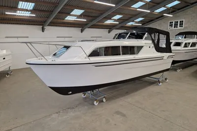 2025 Viking 260 Wide Beam HiLine Spec