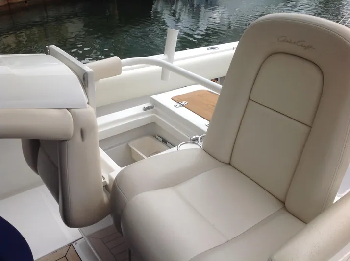  Yacht Photos Pics Under-Seat Refrigerator/Freezer Access