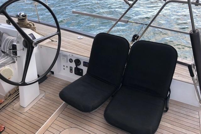 2012 Solaris 48 