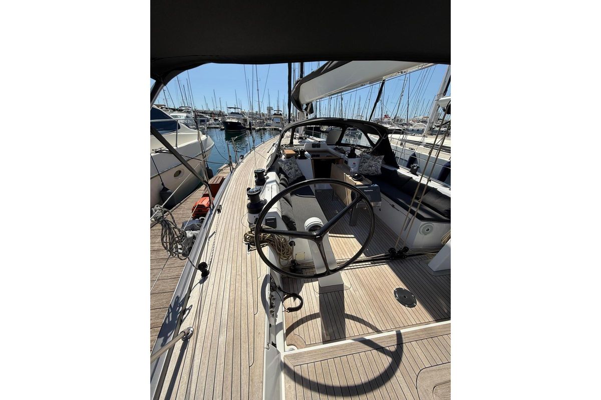 2012 Solaris 48 