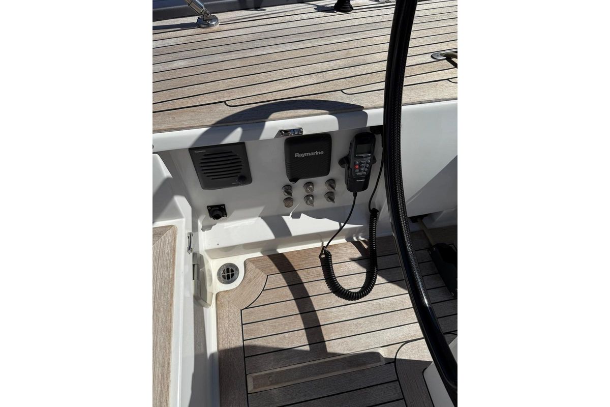 2012 Solaris 48 