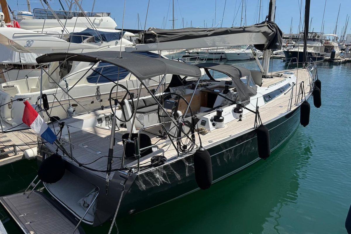 2012 Solaris 48 