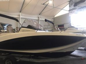 2023 Quicksilver Activ 605 Sundeck