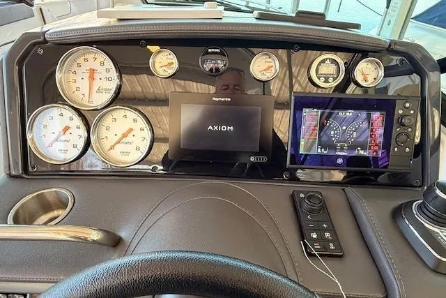  Yacht Photos Pics Dashboard of a 2019 Formula 310 Bowrider I/O with modern gauges.