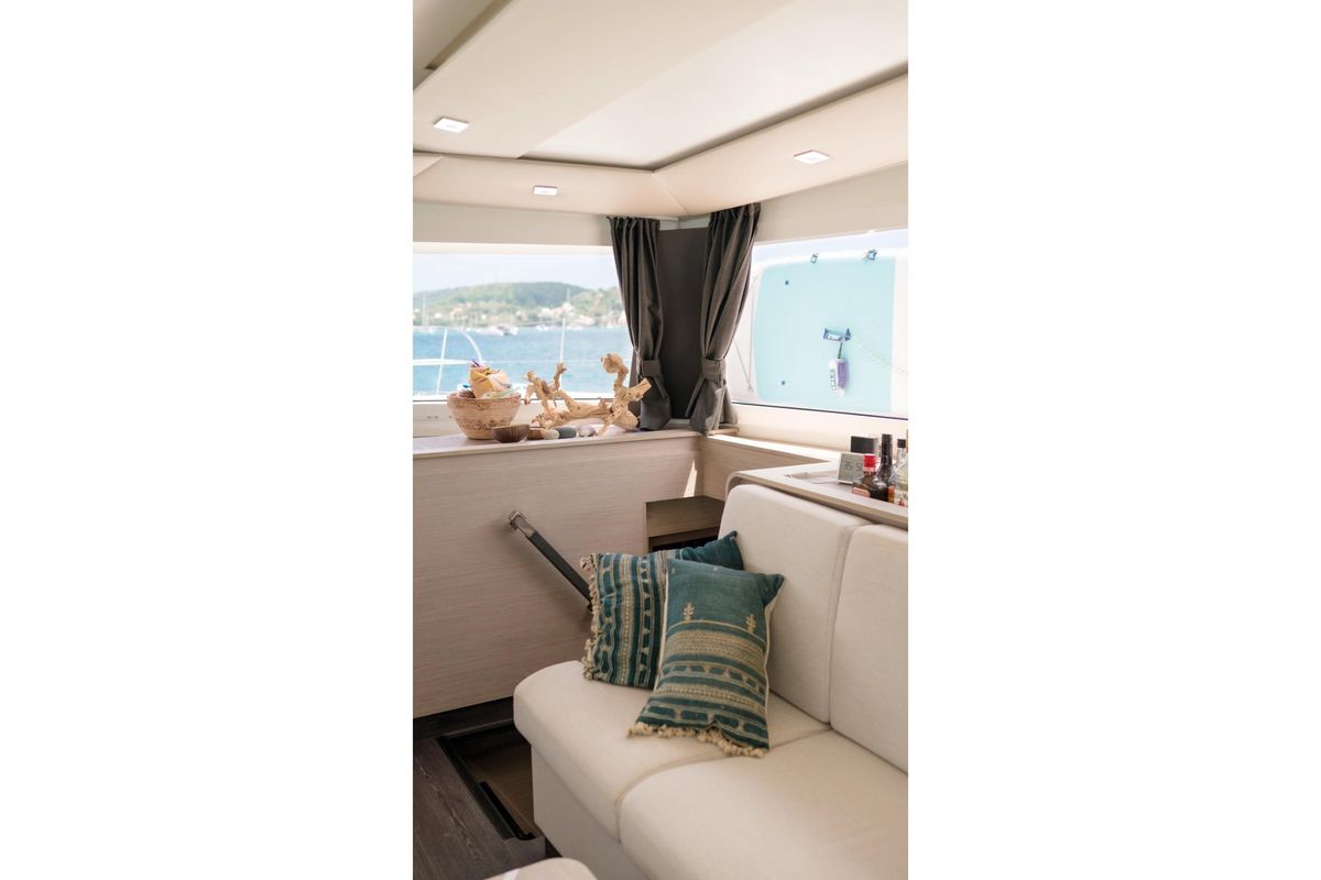2022 Fountaine Pajot 51 