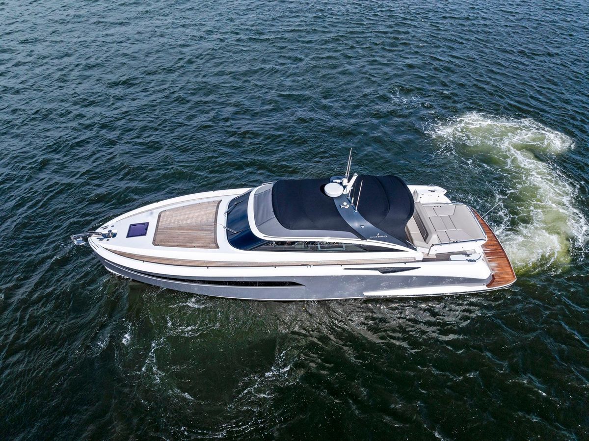 2021 Sichterman 54 