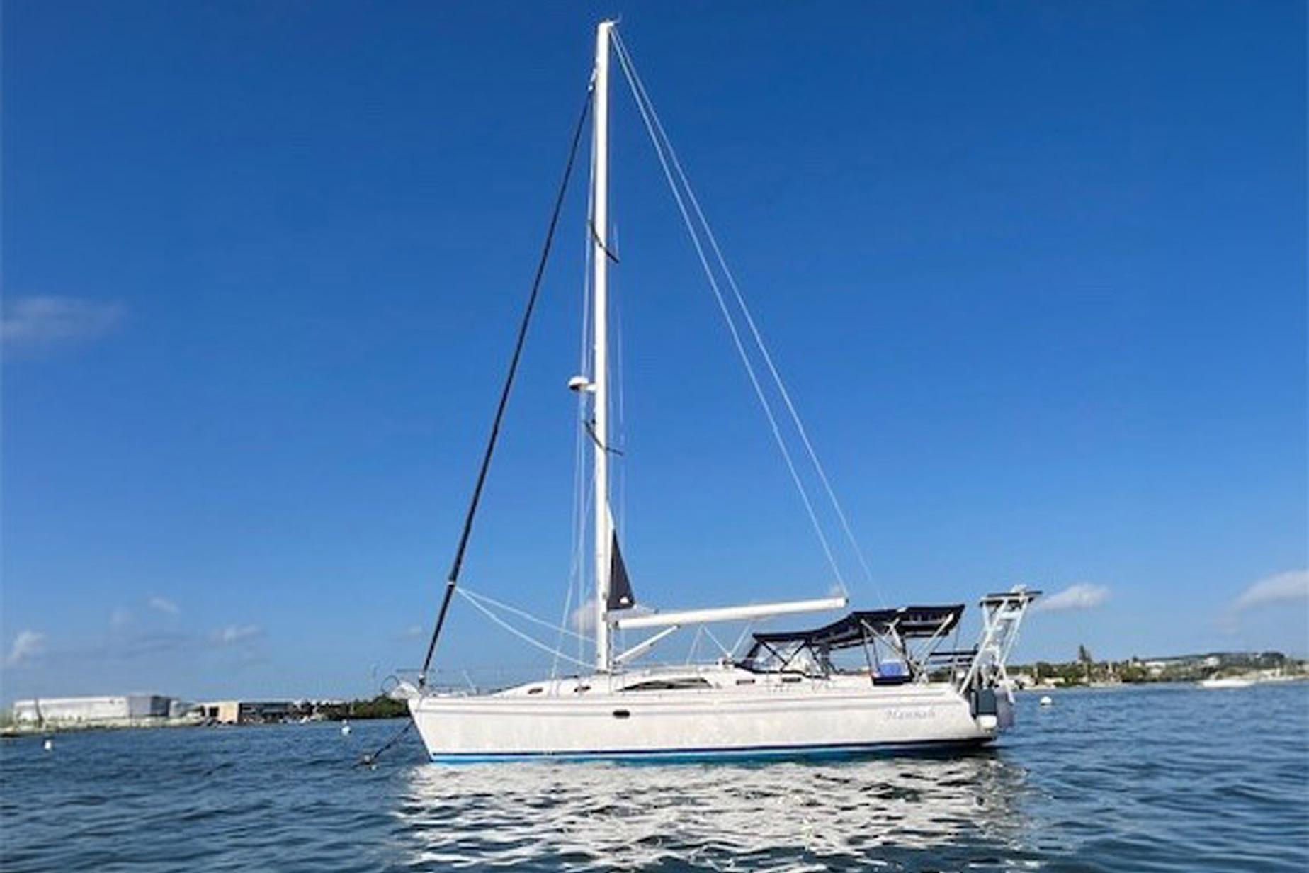 2011 Catalina 445