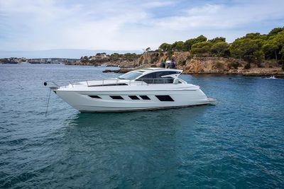Yacht
