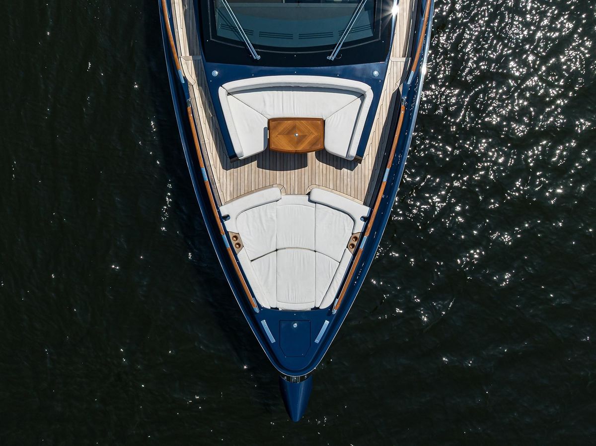 2023 Lazzara 67 
