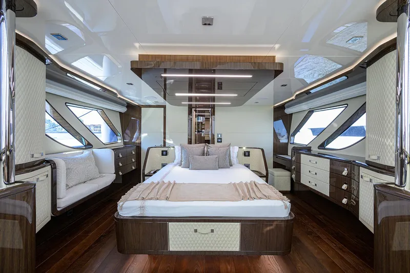 Lazzara Lsx 67 Yacht Photos Pics Luxurious 2023 Lazzara LSX 67 yacht interior with elegant bedroom design and modern furnishings.
