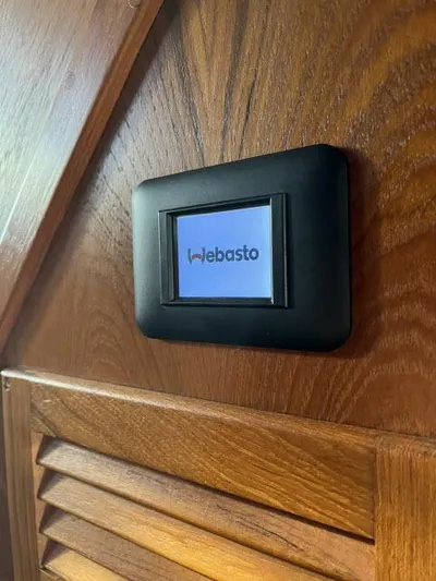 Phantom Yacht Photos Pics 