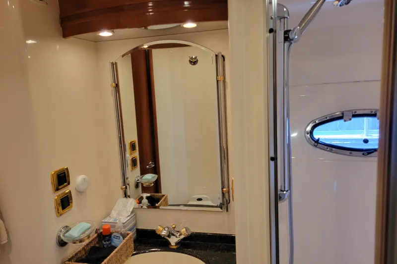  Yacht Photos Pics Luxurious bathroom interior of 2001 Carver 570 Voyager Pilothouse yacht.