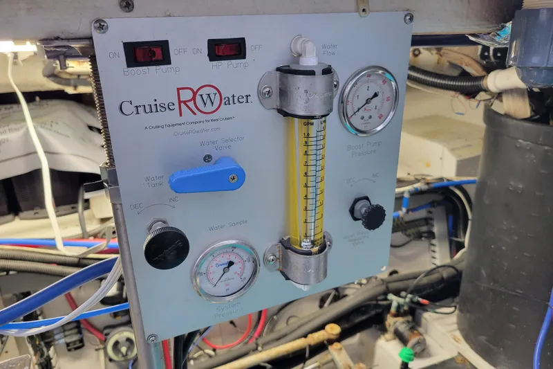  Yacht Photos Pics Control panel of a 2001 Carver 570 Voyager Pilothouse with gauges and switches.