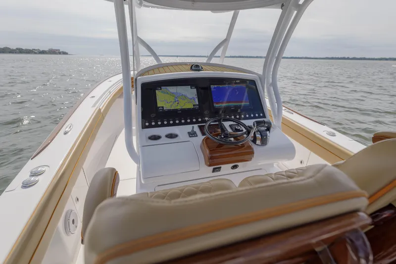 33 Valhalla 2020 Yacht Photos Pics 