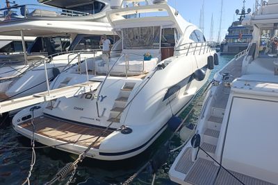 Yacht
