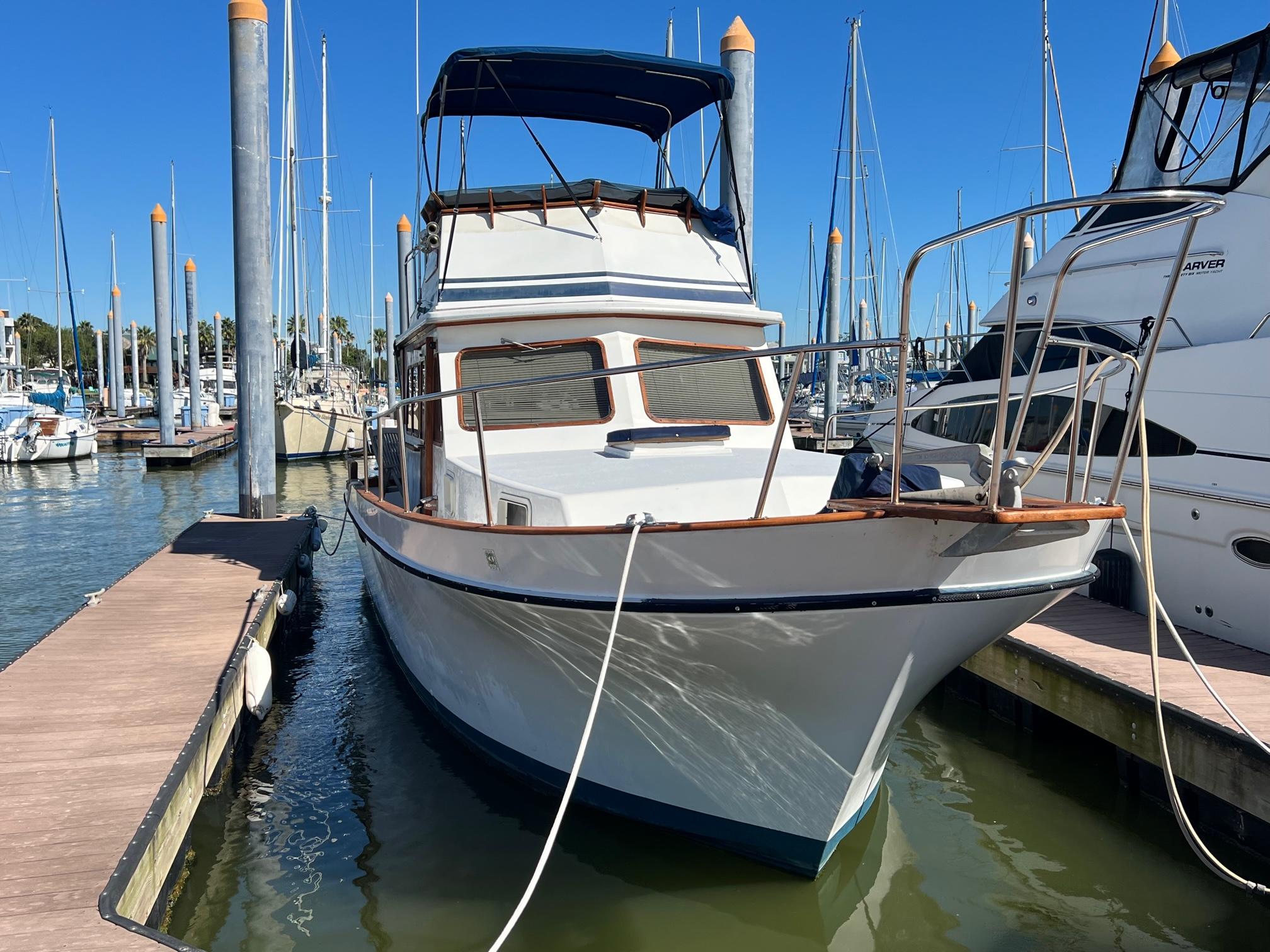 1980 Californian 34 Motorbåtar till salu- YachtWorld