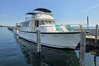 Chris-Craft Roamer 60