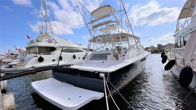 Yacht
