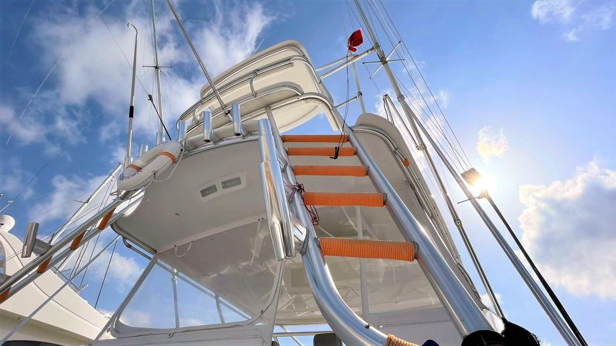 2013 Viking 56 