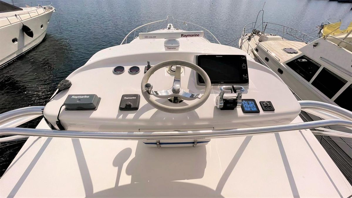 2013 Viking 56 