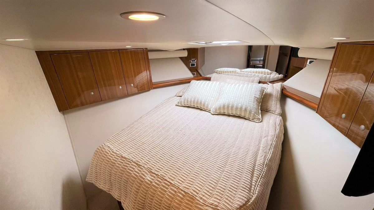 2013 Viking 56 