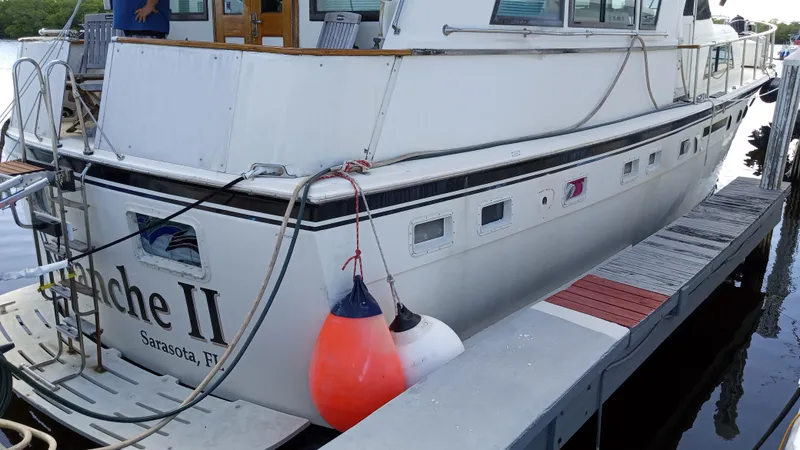 Revanche II Yacht Photos Pics 1986 Hatteras 53 Extended Deckhouse Motor Yacht docked in Sarasota, FL.