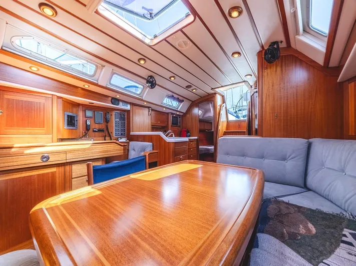 Annabella Yacht Photos Pics 