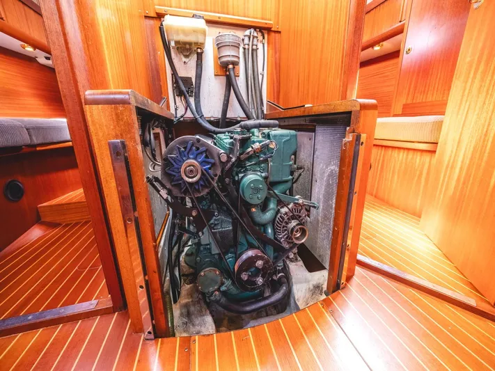 Annabella Yacht Photos Pics 