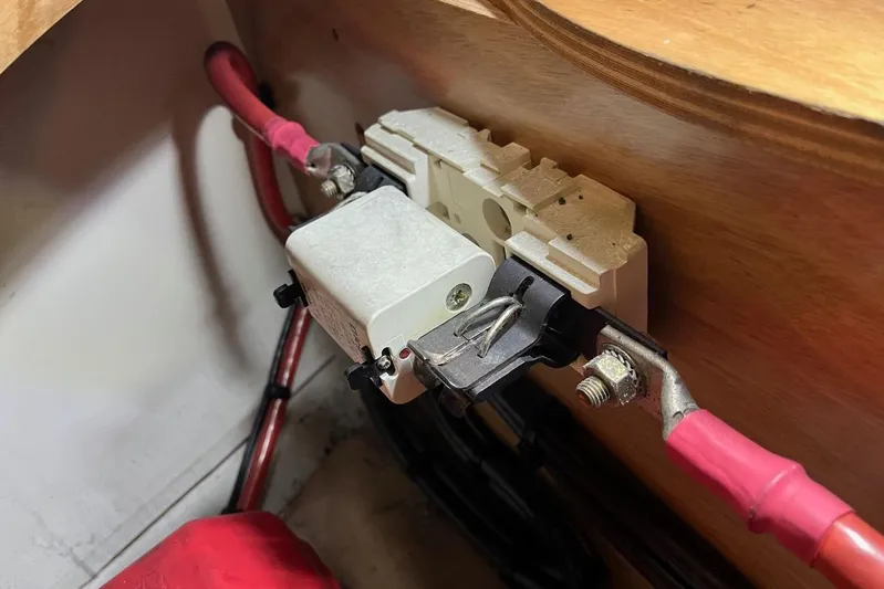 Arrow Yacht Photos Pics Electrical wiring and components inside a 2008 Jeanneau Sun Odyssey 45 yacht.