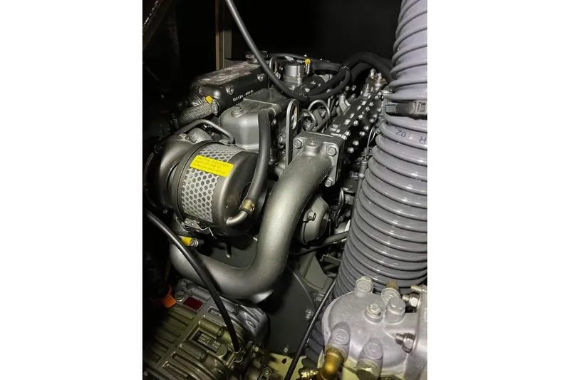 Arrow Yacht Photos Pics Engine of 2008 Jeanneau Sun Odyssey 45 sailboat, showcasing mechanical components.