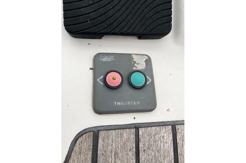 Arrow Yacht Photos Pics Control panel for thruster on 2008 Jeanneau Sun Odyssey 45 sailboat.