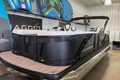Godfrey Monaco 235QS (Quad Seating) Full Tritoon