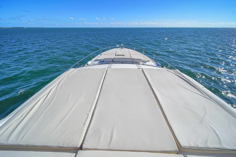 Zooom Yacht Photos Pics 