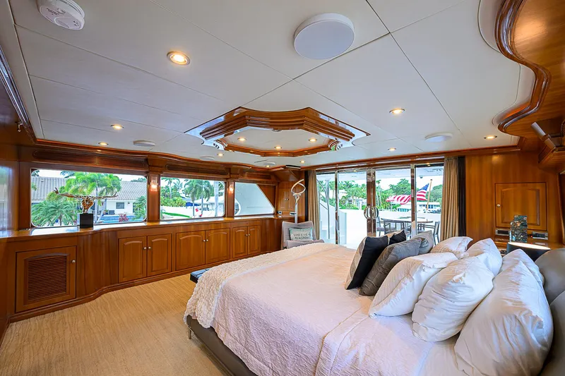 Scott Free Yacht Photos Pics 