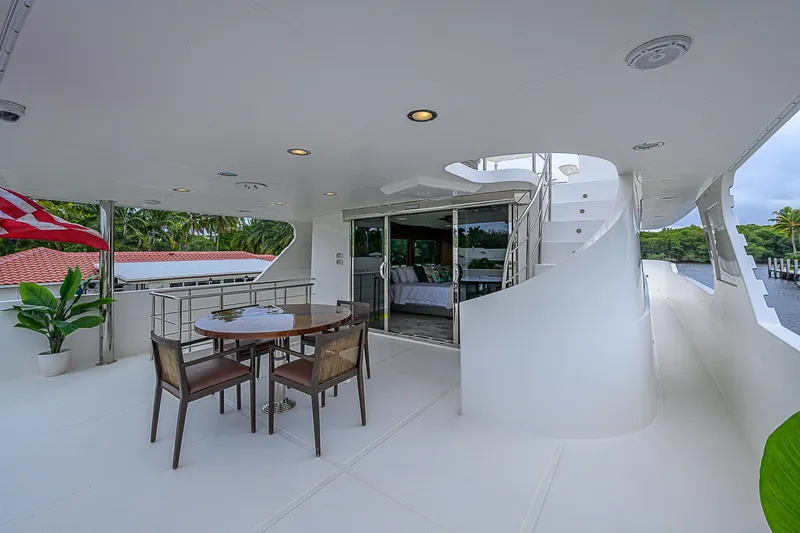 Scott Free Yacht Photos Pics 