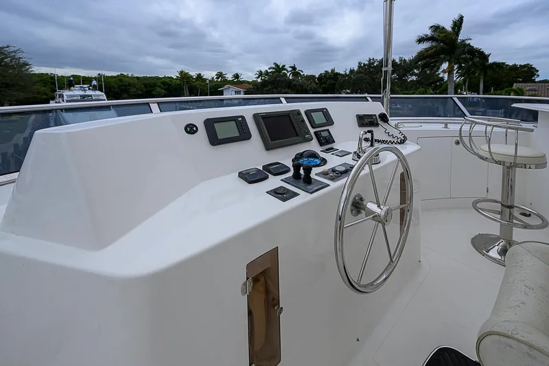 Scott Free Yacht Photos Pics 