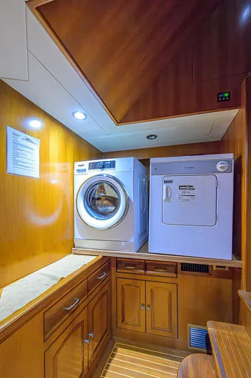 Scott Free Yacht Photos Pics 