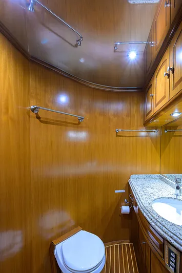 Scott Free Yacht Photos Pics 