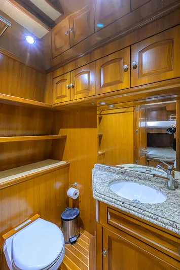 Scott Free Yacht Photos Pics 