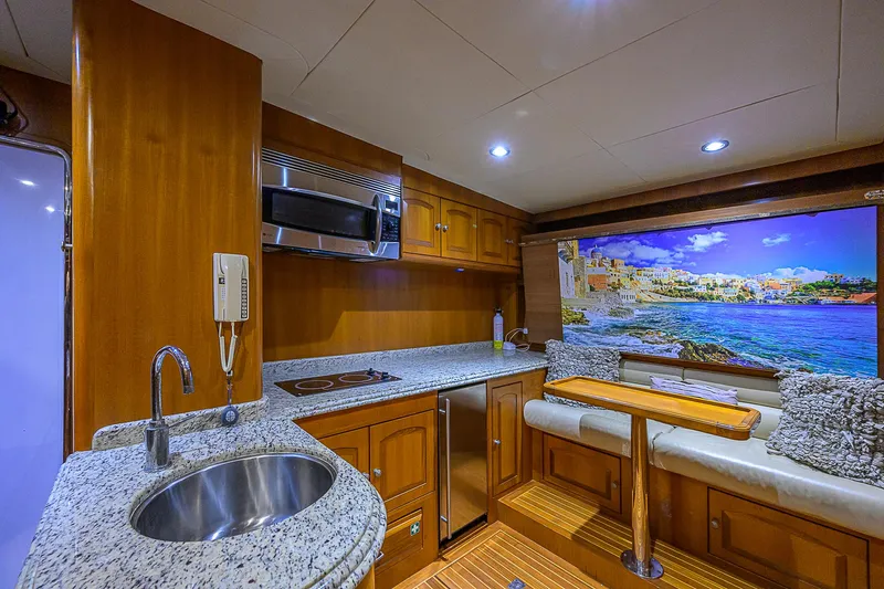 Scott Free Yacht Photos Pics 