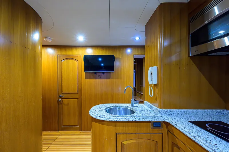 Scott Free Yacht Photos Pics 