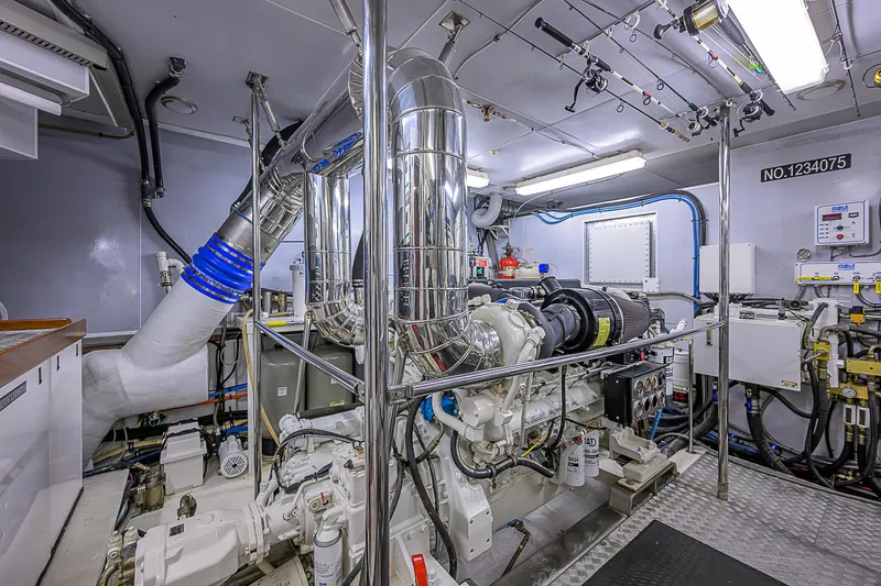 Scott Free Yacht Photos Pics 