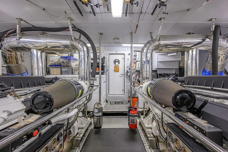 Scott Free Yacht Photos Pics 