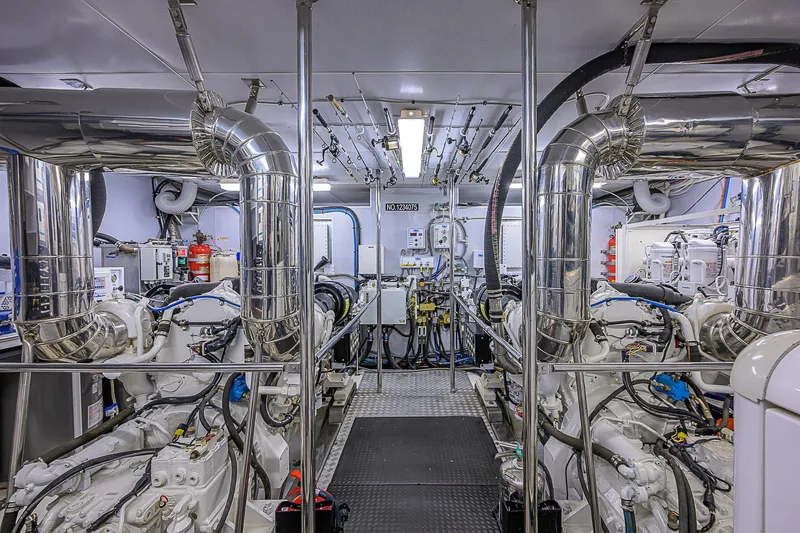 Scott Free Yacht Photos Pics 