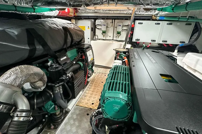 F45021 Yacht Photos Pics Engine room of a 2021 Princess F45 yacht, featuring advanced machinery and equipment.