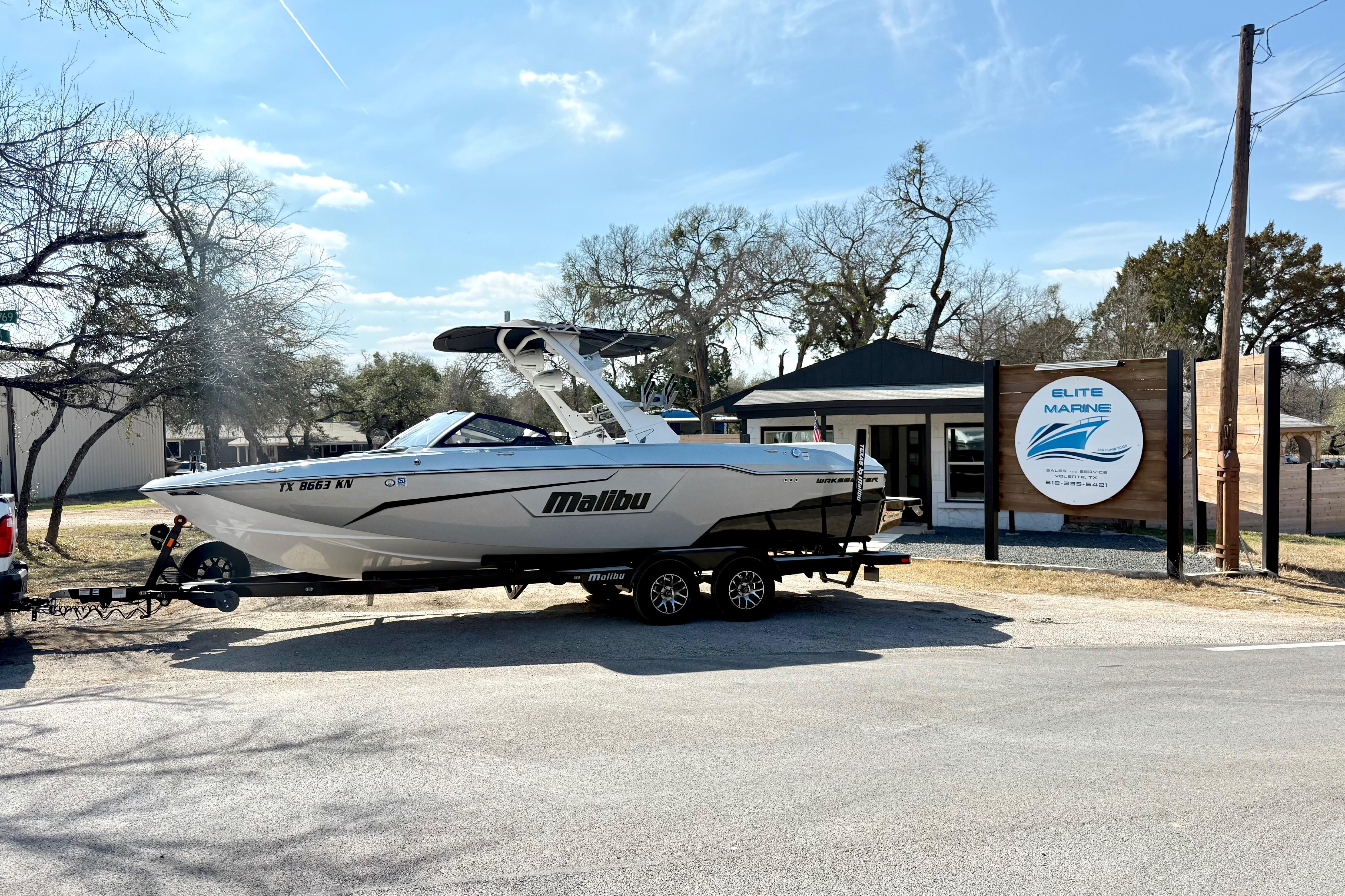Malibu Wakesetter 25 LSV