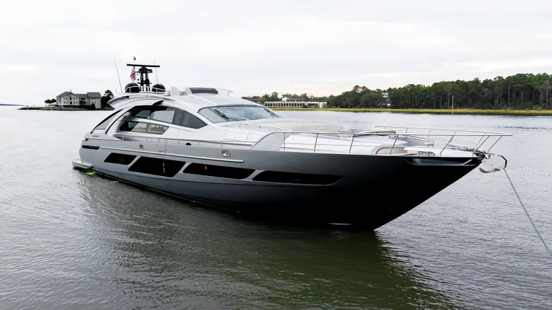 Stallion Yacht Photos Pics 