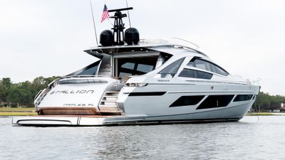 Yacht