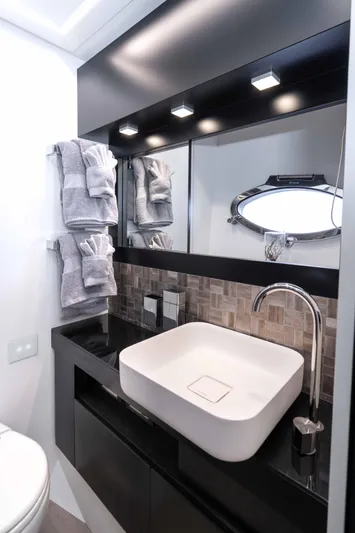 Stallion Yacht Photos Pics 